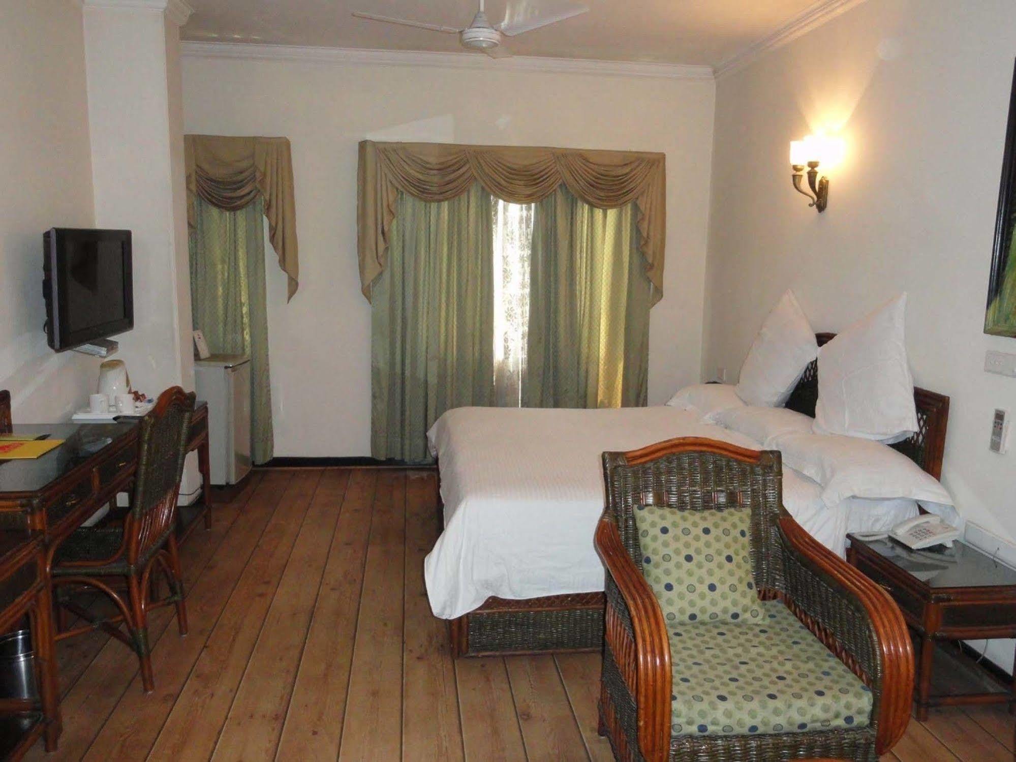 Hotel Bloom Boutique L Gk-1 Nowe Delhi Zewnętrze zdjęcie