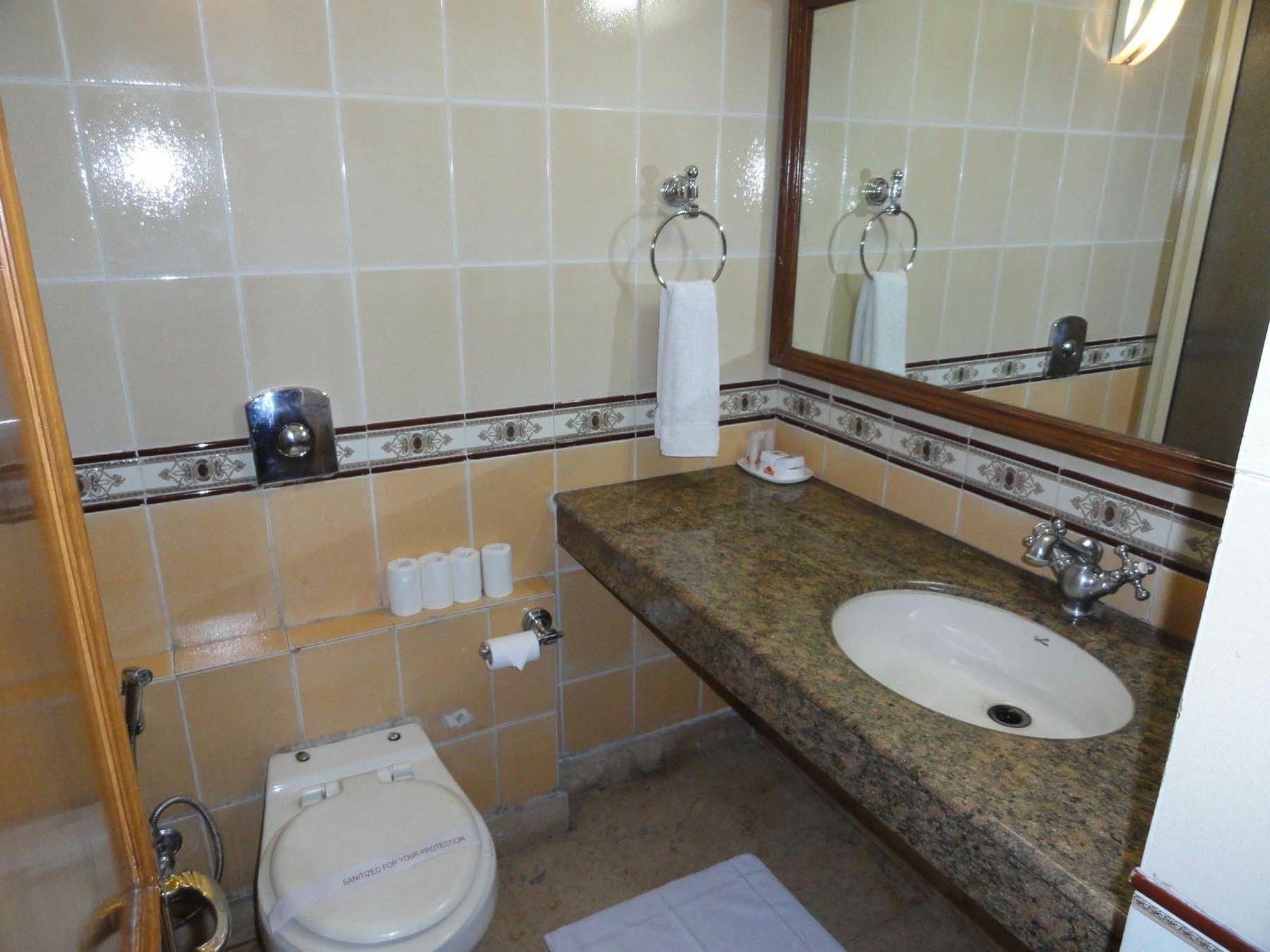 Hotel Bloom Boutique L Gk-1 Nowe Delhi Zewnętrze zdjęcie